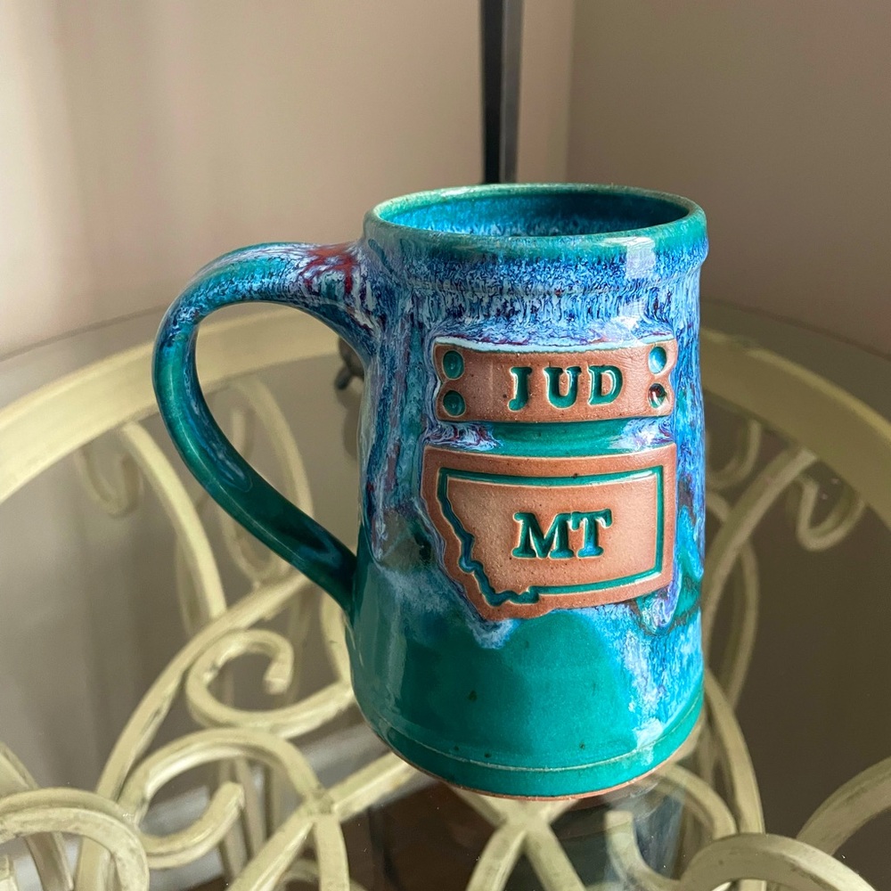 Whitefish pottery cup from Jud Montana
  Last call Item will be gone tomorrow.